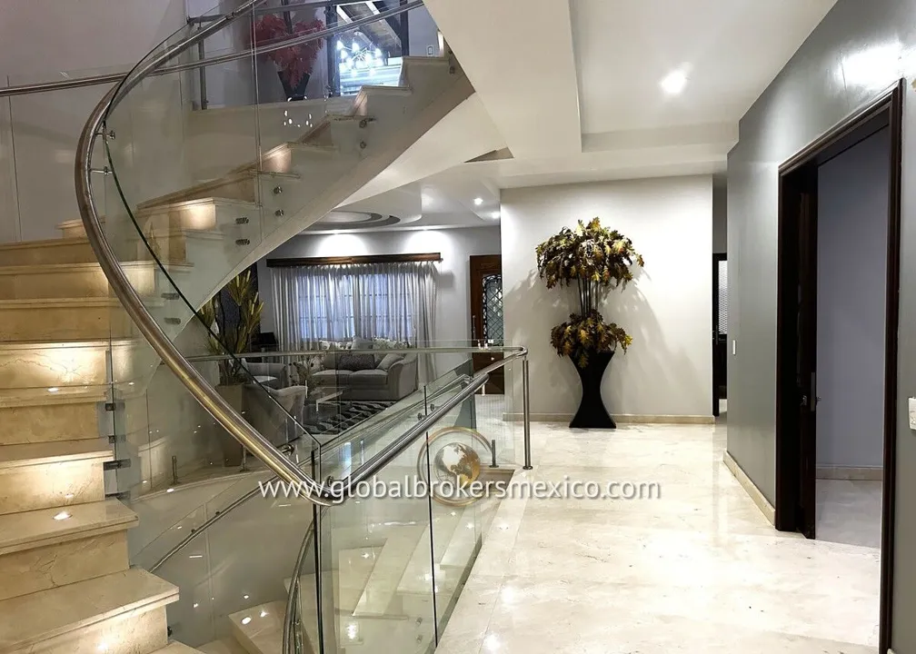 Foto 3 de En Venta. Casa de Lujo en Las Cañadas, Zapopan, Jalisco.