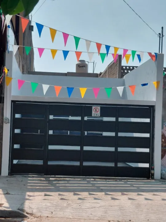Casa en venta en Avenida Experiencia, Santa Elena de La Cruz, Guadalajara