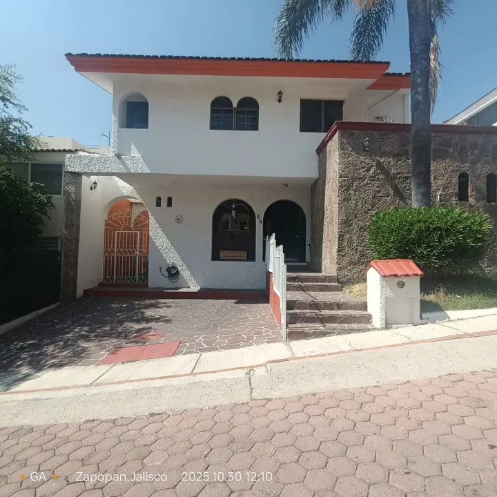 Casa renta en Royal Country, Zapopan