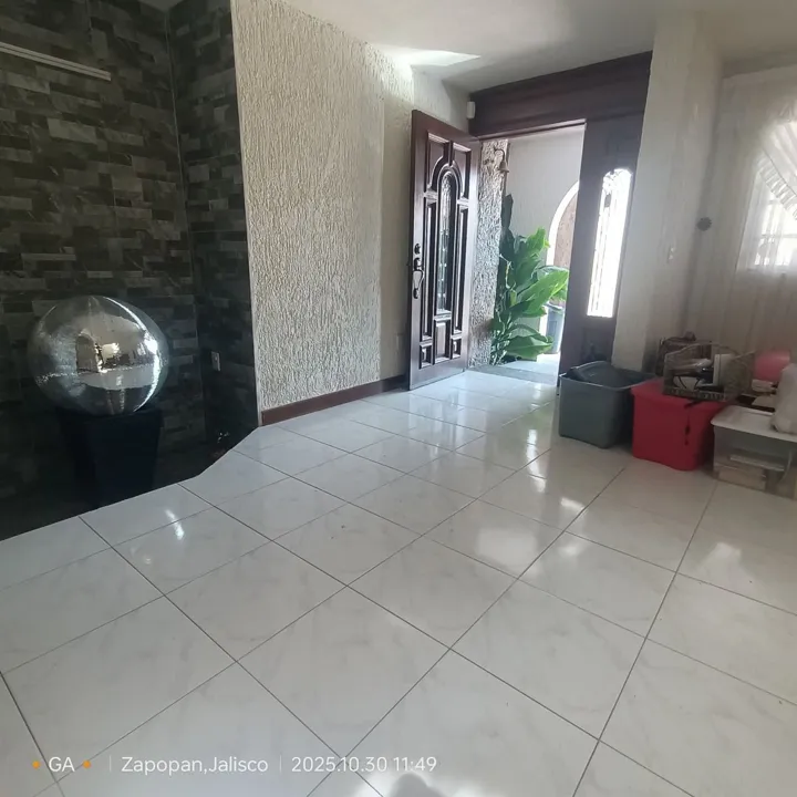 Foto 2 de Casa renta en Royal Country, Zapopan