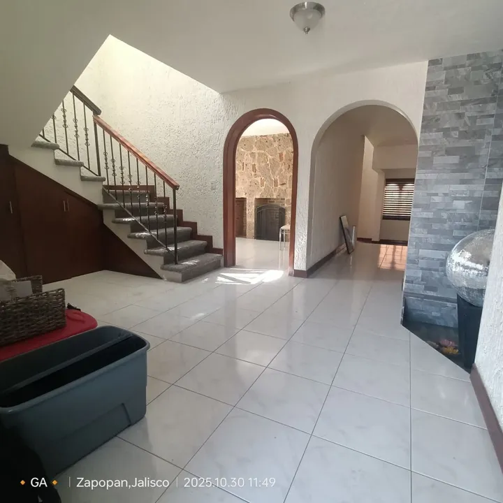 Foto 3 de Casa renta en Royal Country, Zapopan