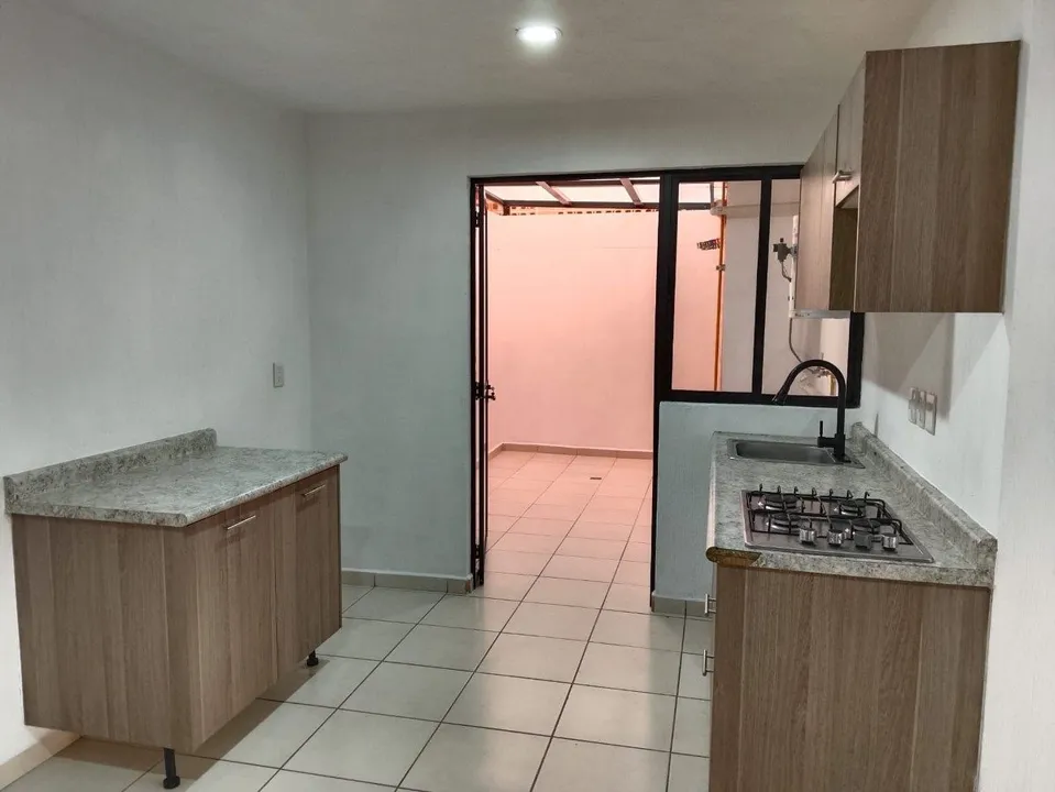 Foto 2 de Departamento en Venta – Planta Baja en Altos San Francisco