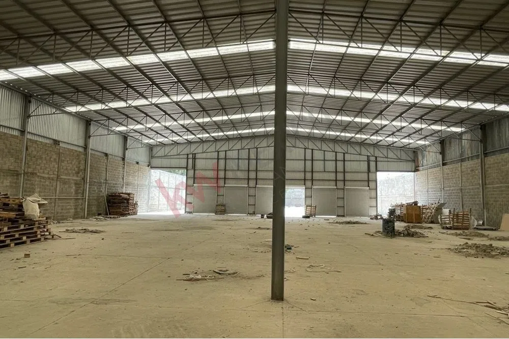 Foto 3 de Bodega en renta Tlajomulco de Zúñiga | 3,000 m² con Uso de Suelo Media.