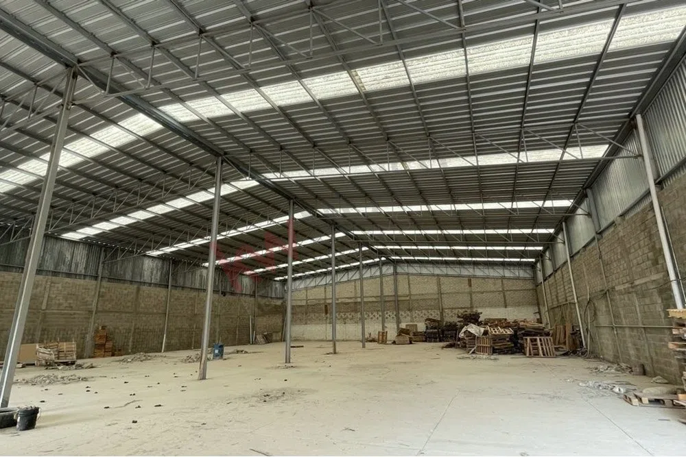 Foto 5 de Bodega en renta Tlajomulco de Zúñiga | 3,000 m² con Uso de Suelo Media.