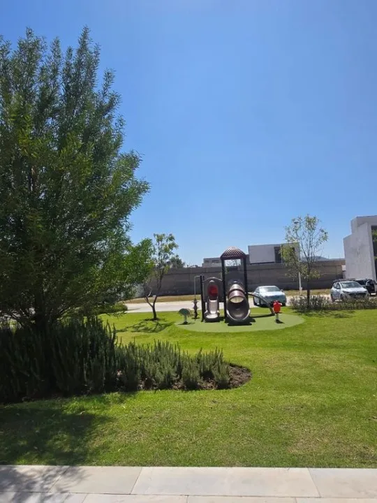 Foto 3 de Casa en venta en Paseo Altanza, Solares, Zapopan