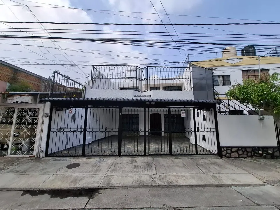 Casa en venta en José Rolón, Olímpica, Guadalajara