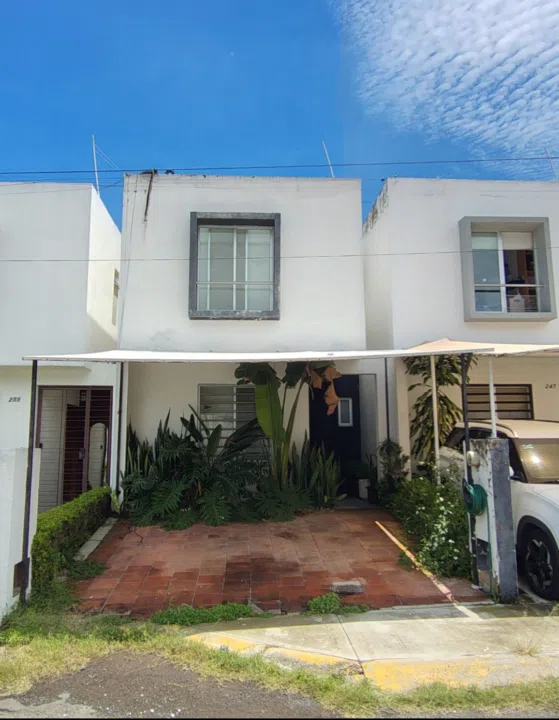 CASA EN RENTA EN PENINSULA RESIDENCIAL