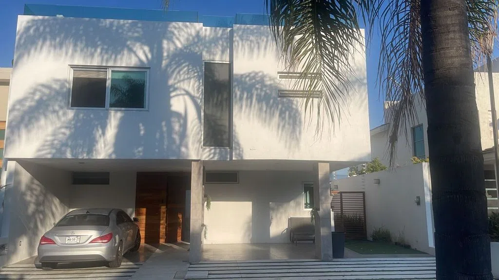 Casa en Lorenzo Barcelata  #510 , Zapopan