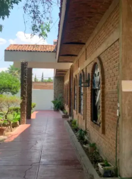 Foto 7 de CASA ESTILO COLONIAL CON GRAN TERRENO Y POTENCIAL PARA GIRO INDUSTRIAL (EJIDAL)