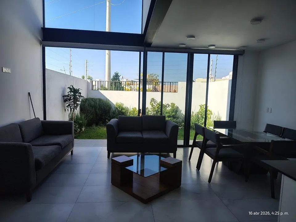 Foto 8 de CASA EN RENTA EN VITANA RESIDENCIAL, FRACC. ALTAVISTA, ZAPOPAN, JALISCO