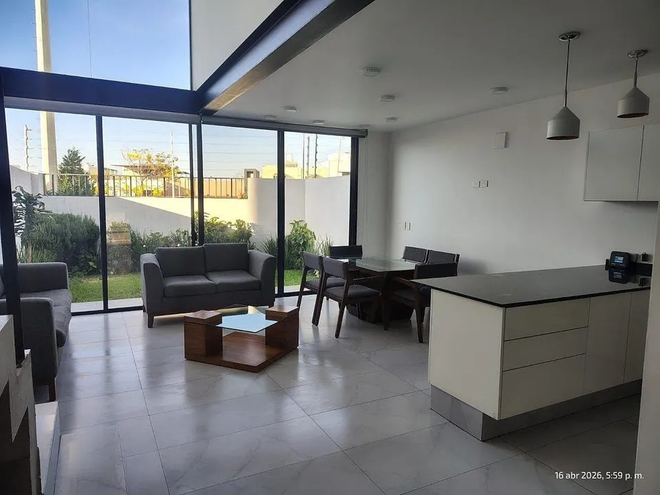 Foto 9 de CASA EN RENTA EN VITANA RESIDENCIAL, FRACC. ALTAVISTA, ZAPOPAN, JALISCO