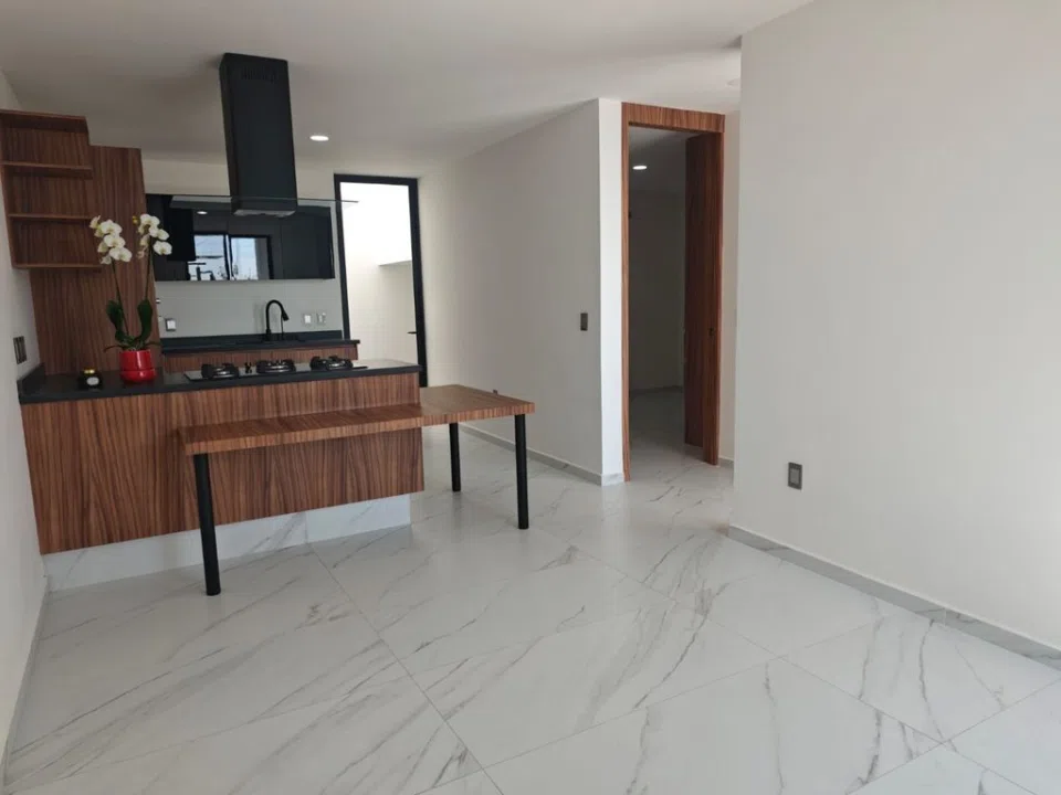 Foto 8 de Se Renta Departamento En Prolongación AV. las Fuentes  Primer Nivel a Cuadras DE López Mateos  Y A M