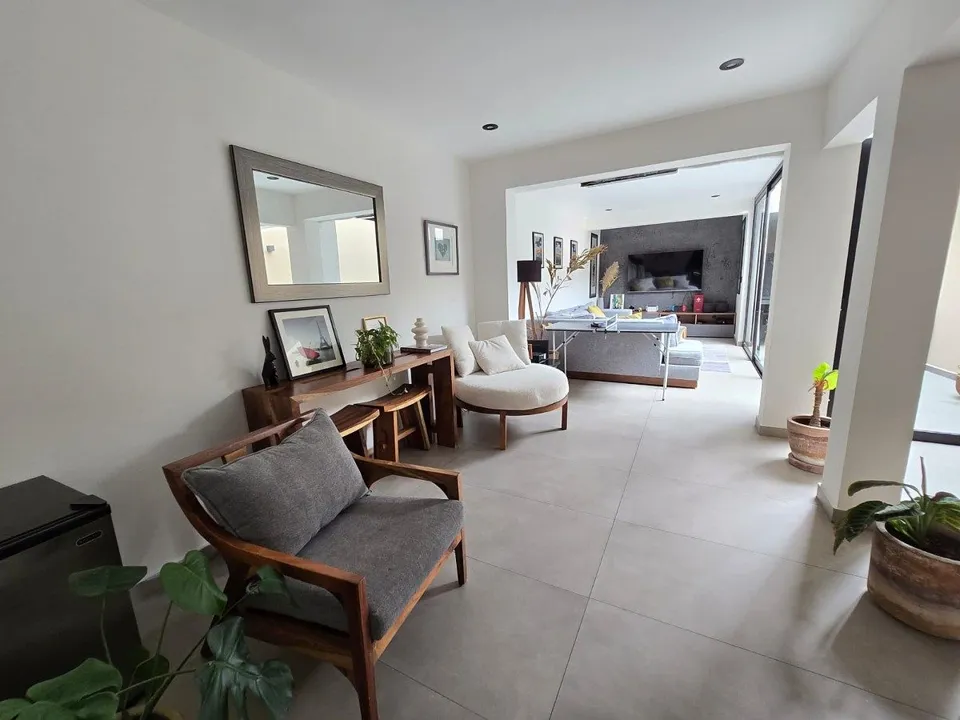 Foto 2 de Casa remodelada en Jardines de la Patria