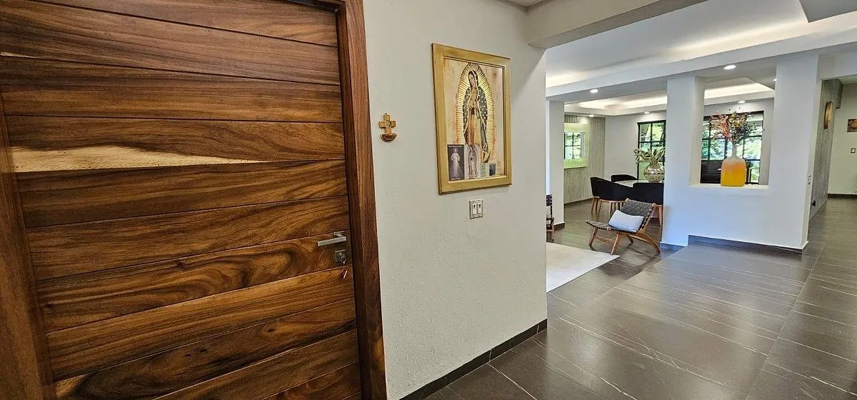 Foto 3 de CASA REMODELADA EN VENTA EN VALLE REAL