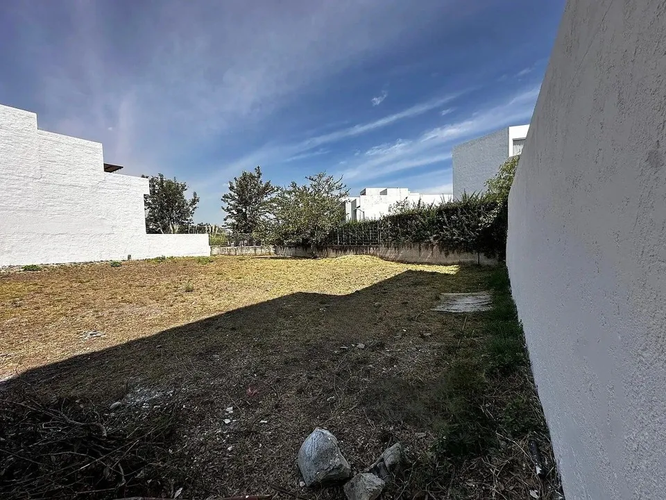 Foto 2 de Terreno en Venta en Bosques Vallarta en Coto Amate