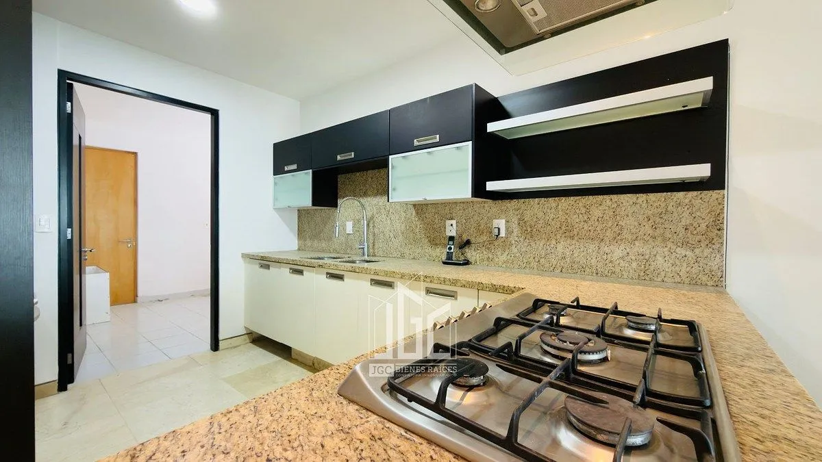Foto 2 de DEPARTAMENTO EN VENTA EN ANDARES VIDA - ZONA ANDARES