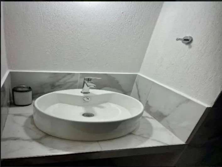 Foto 8 de Casa en venta en Calle Claudio Ptolomeo, Arboledas, Zapopan