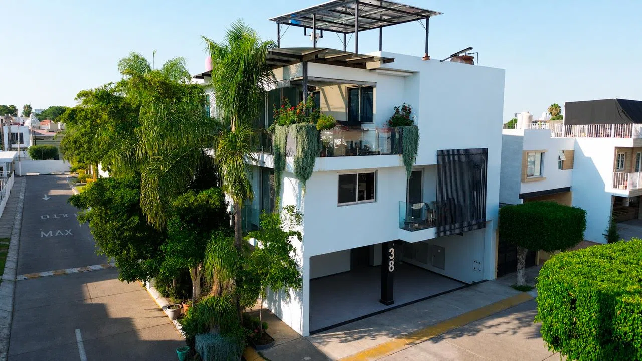 Foto 2 de LOFT AMUEBLADO EN RENTA PLANTA BAJA