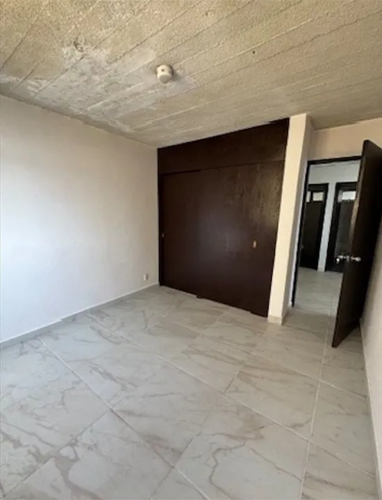 Foto 9 de Departamento en Venta en Lomas de Independencia - Monte Everest 31