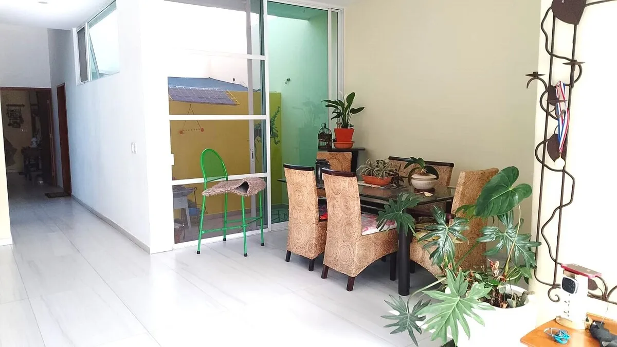 Foto 8 de Casa en Venta en Mariano Otero - Guardia Nacional 3