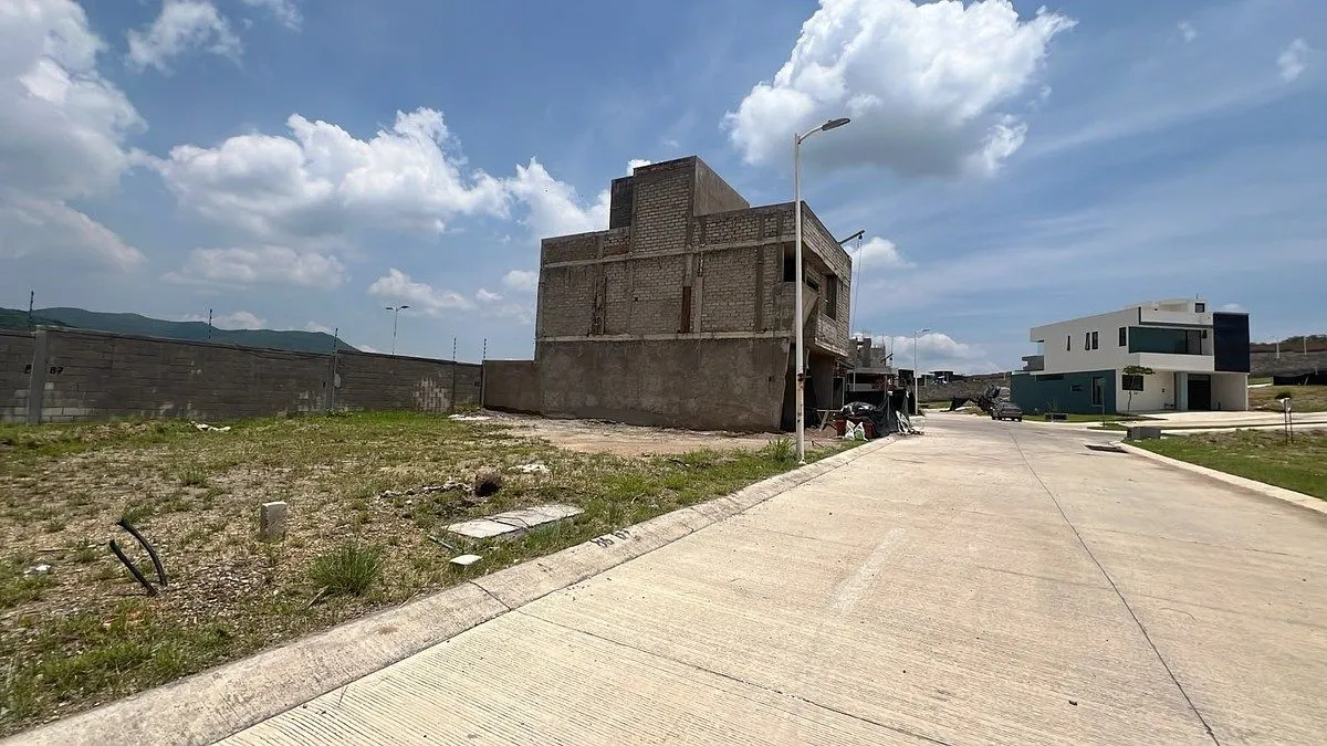 Foto 5 de Se vende Terreno en Senderos de Monteverde Coto Abedules, Tlajomulco, Jalisco