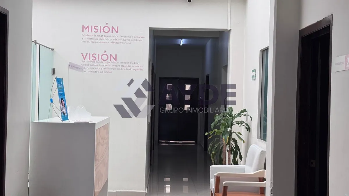 Foto 6 de CONSULTORIO MÉDICO EN RENTA EN CENTRO DE TLAQUEPAQUE