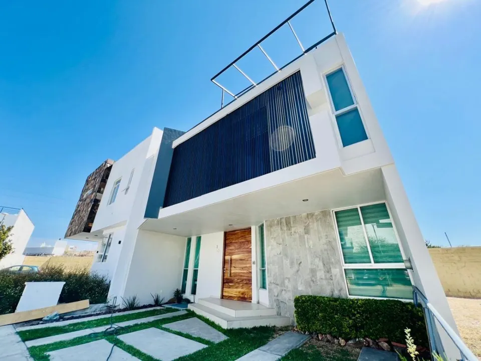 CASA EN VENTA EN VALLE IMPERIAL COTO BIZANTINO