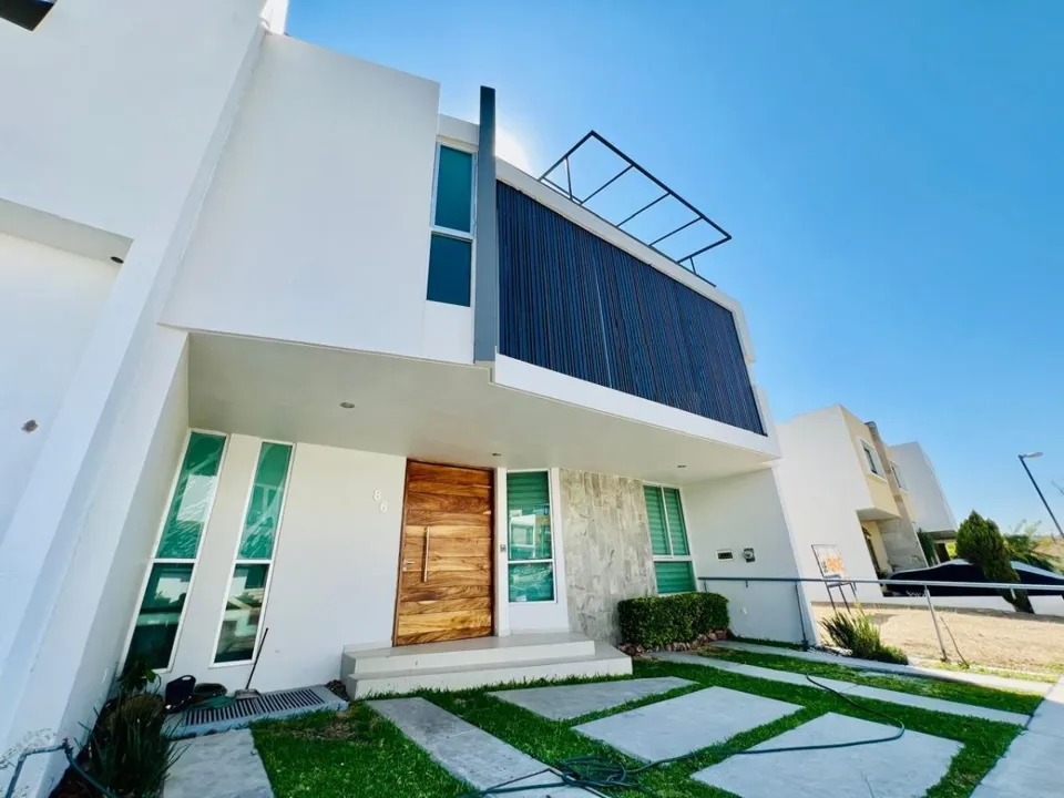 Foto 2 de CASA EN VENTA EN VALLE IMPERIAL COTO BIZANTINO