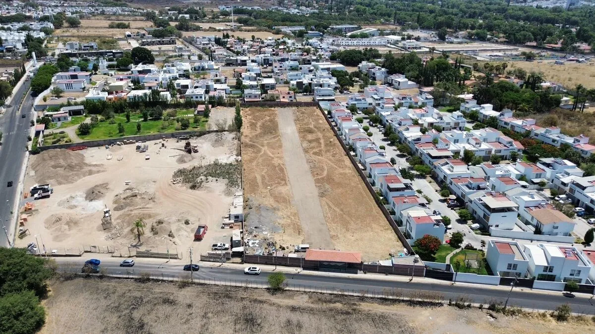 Foto 5 de TERRENO EN VENTA EN ZONA SUR, PARA DESARROLLADORES!!!!