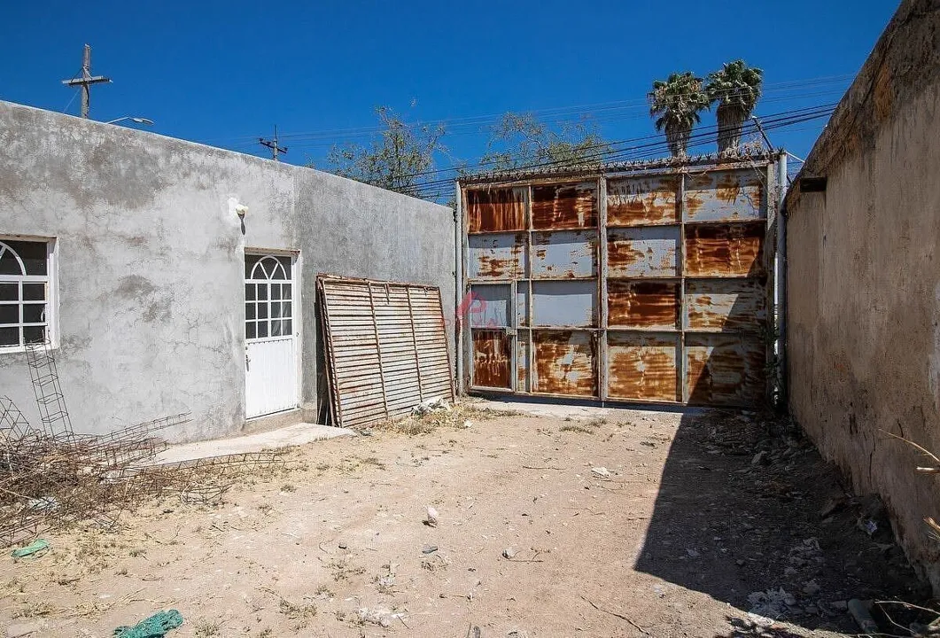 Foto 8 de Terreno en venta en Huentitán Guadalajara 4,030 m² para desarrollo vertical.