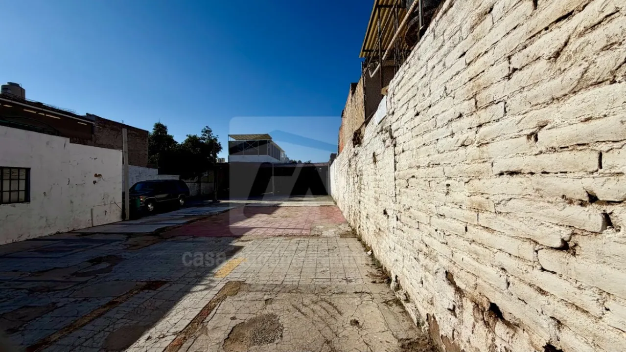 Foto 6 de Terreno en venta en Calle Mar Rojo, Observatorio, Guadalajara