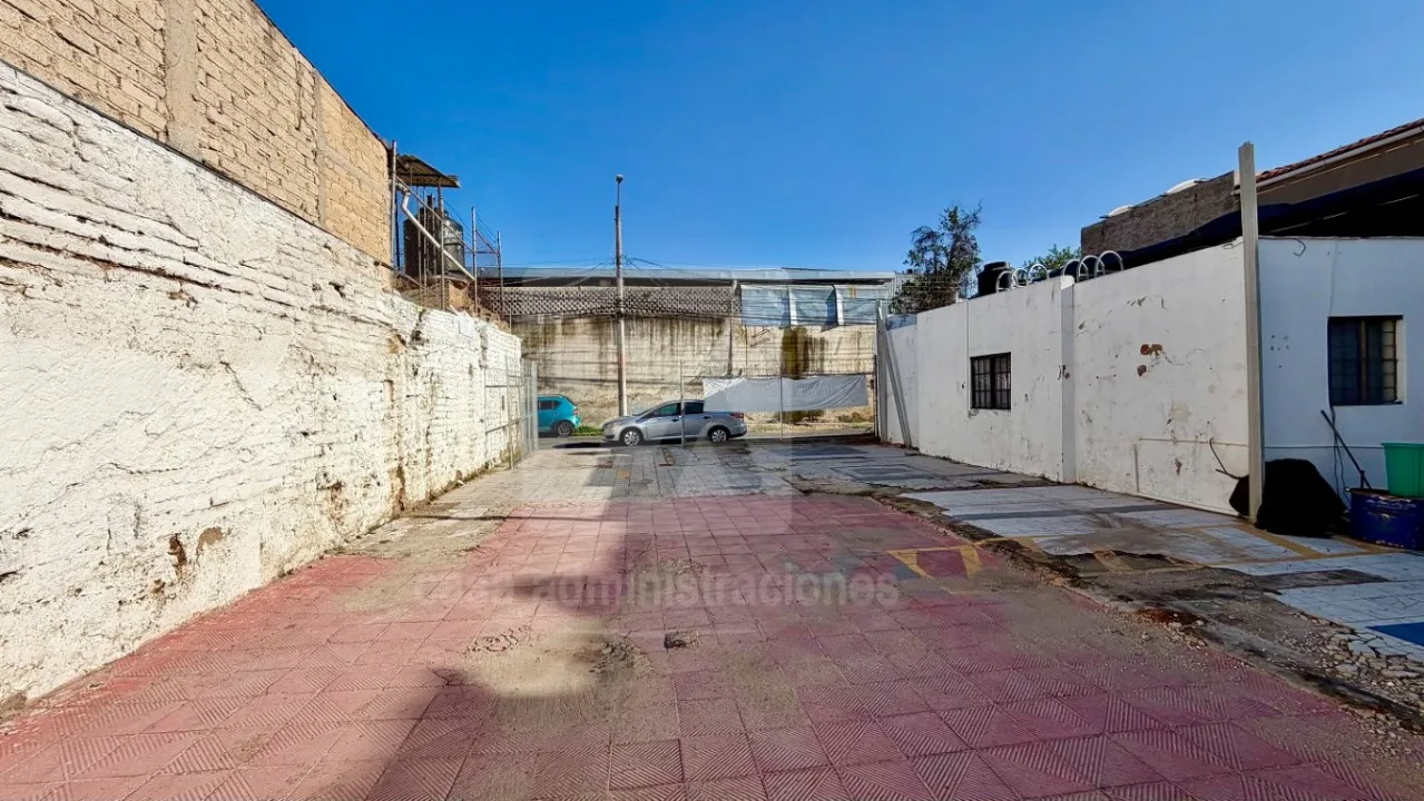 Foto 9 de Terreno en venta en Calle Mar Rojo, Observatorio, Guadalajara