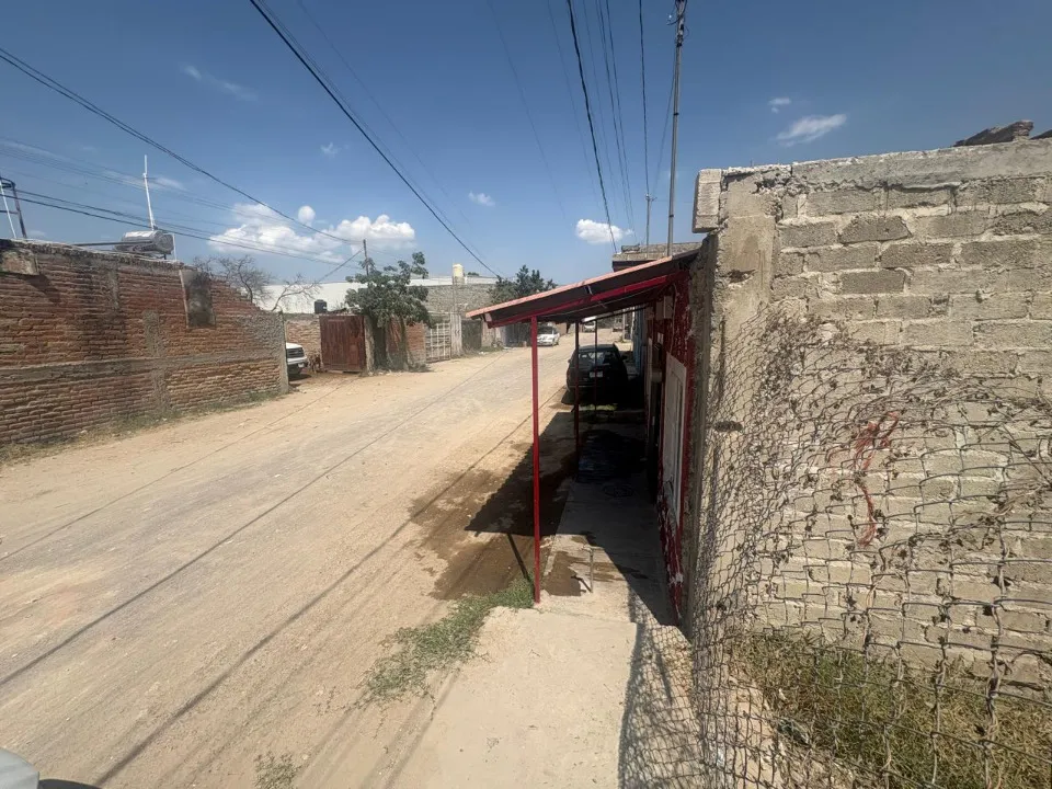 Foto 8 de Terreno en venta en Calle Primero de Septiembre, Santa Cruz del Valle, tlajomulco