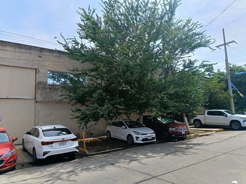 Bodega en venta y renta en la Nogalera, Guadalajara