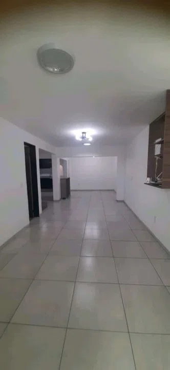 Foto 6 de Casa en Venta con Local Comercial en Parques Zapopan