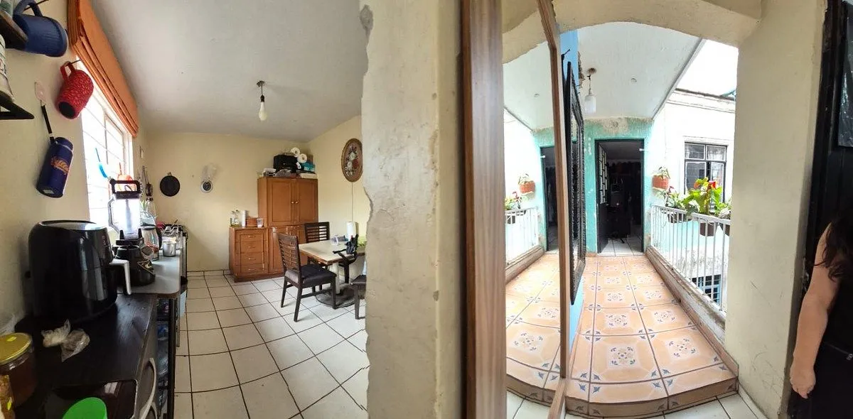 Foto 2 de Casa en Jardines de La Esperanza Cantera Morada