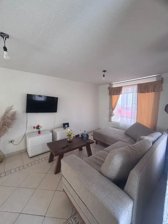 Foto 2 de Casa en Venta en Los Olivos Tlaquepaque - Coto Olmo 146