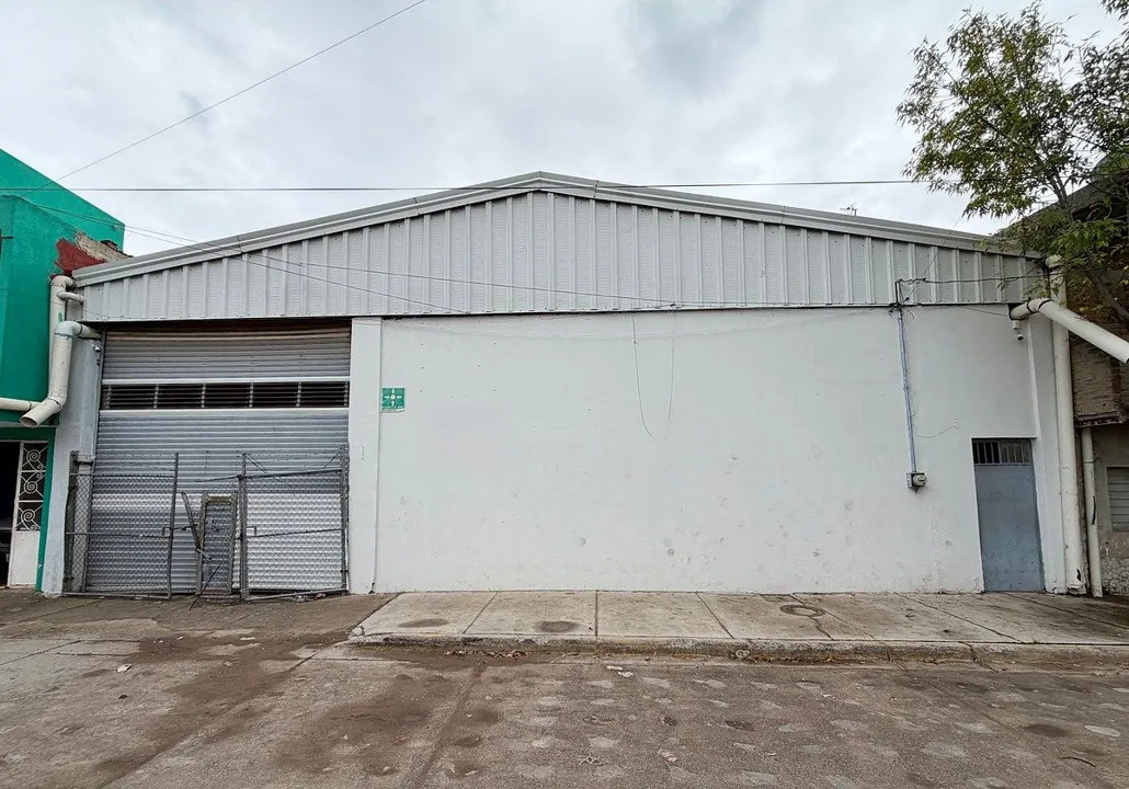 Bodega en Lomas del Aeropuerto, El Salto, a 10 Min del Aeropuerto de Guadalajara