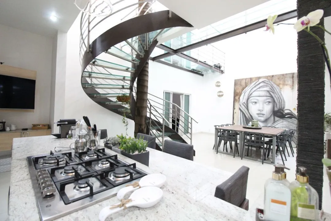 Foto 3 de Casa en VENTA remodelada en la colonia Moderna