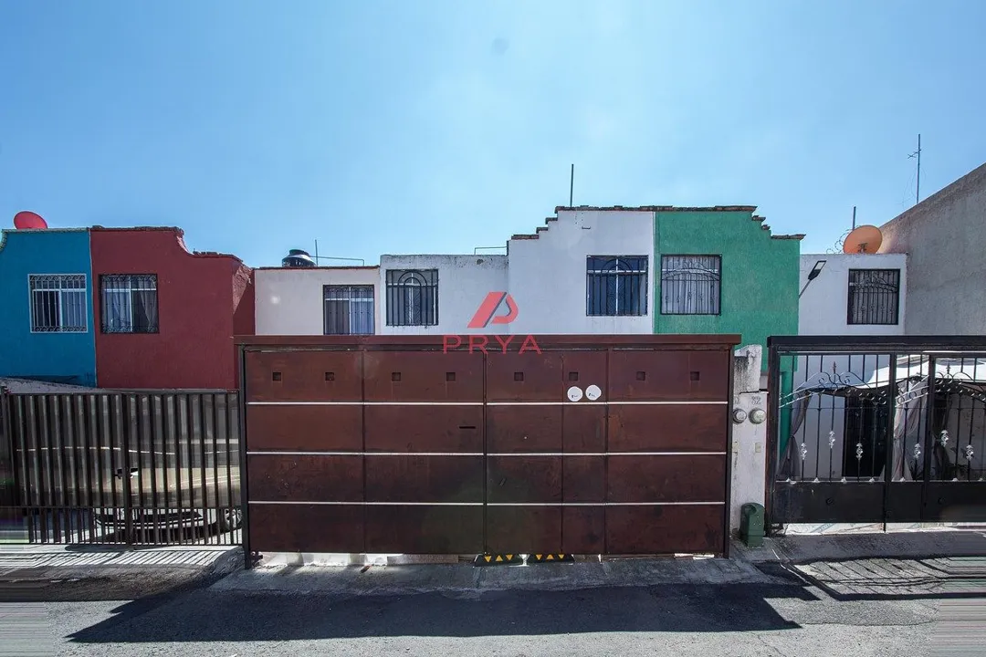 Casa en Venta en Lomas de San Gonzalo, Zapopan | 3 Recámaras y 2 Baños Completos