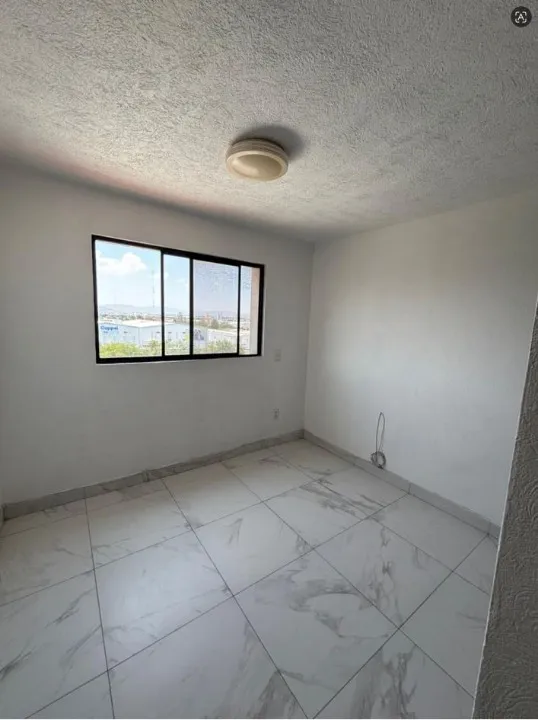 Foto 8 de Departamento en renta en Calle Salvador López Chávez, La Aurora, Guadalajara