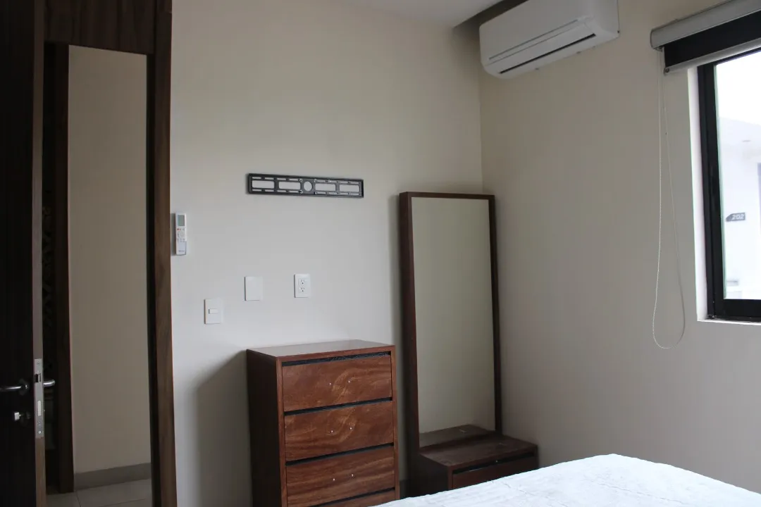Foto 3 de Departamento en renta en Calzada de los Fresnos, Granja, Zapopan