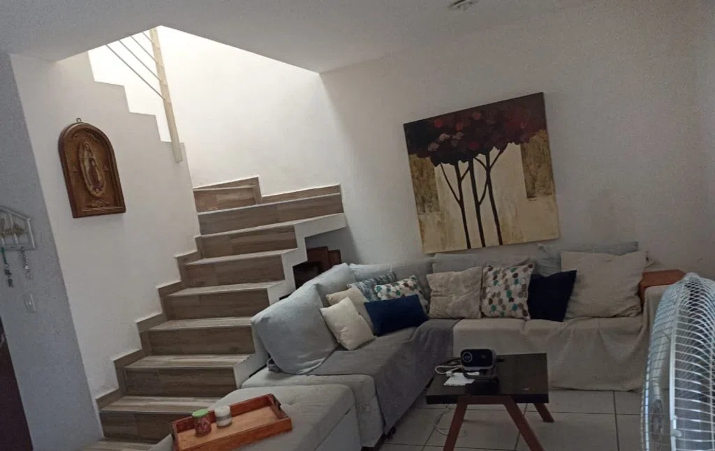 Foto 4 de CASA EN VENTA EN CONDOMINIO PARQUE ALCALDE – PARQUES DE TESISTÁN | ZAPOPAN