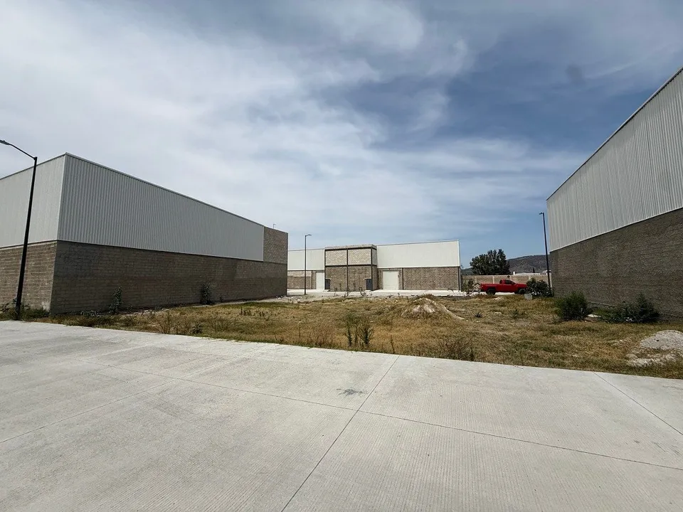 Foto 2 de Terreno Industrial en Venta en La Venta 2