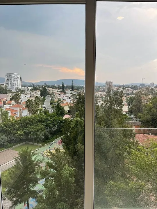 Foto 9 de Departamento en dos niveles con terraza privada en RENTA.