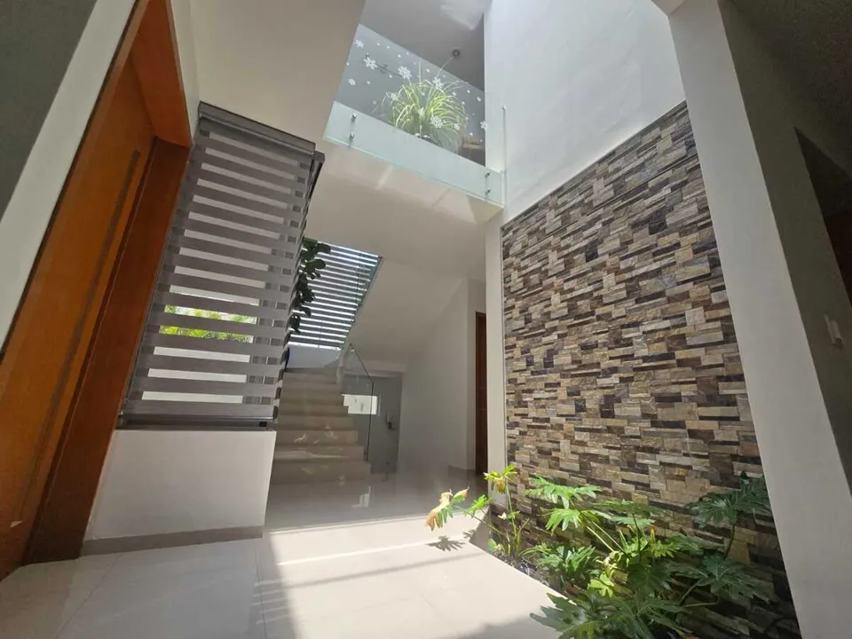 Foto 2 de Casa en Venta en La Rioja Residencial