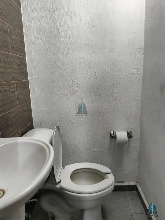 Foto 7 de Casa de 2 niveles en condominio en Real del Sol
