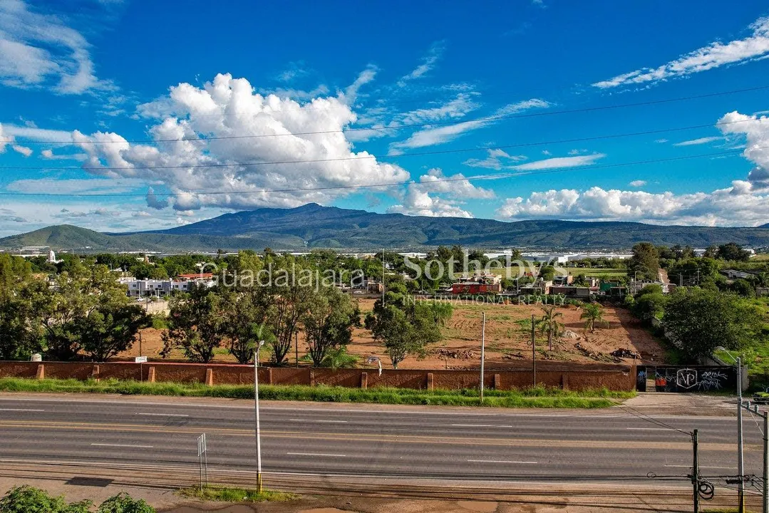 Foto 5 de Terreno Industrial en venta y renta - Tlajomulco de Zuñiga