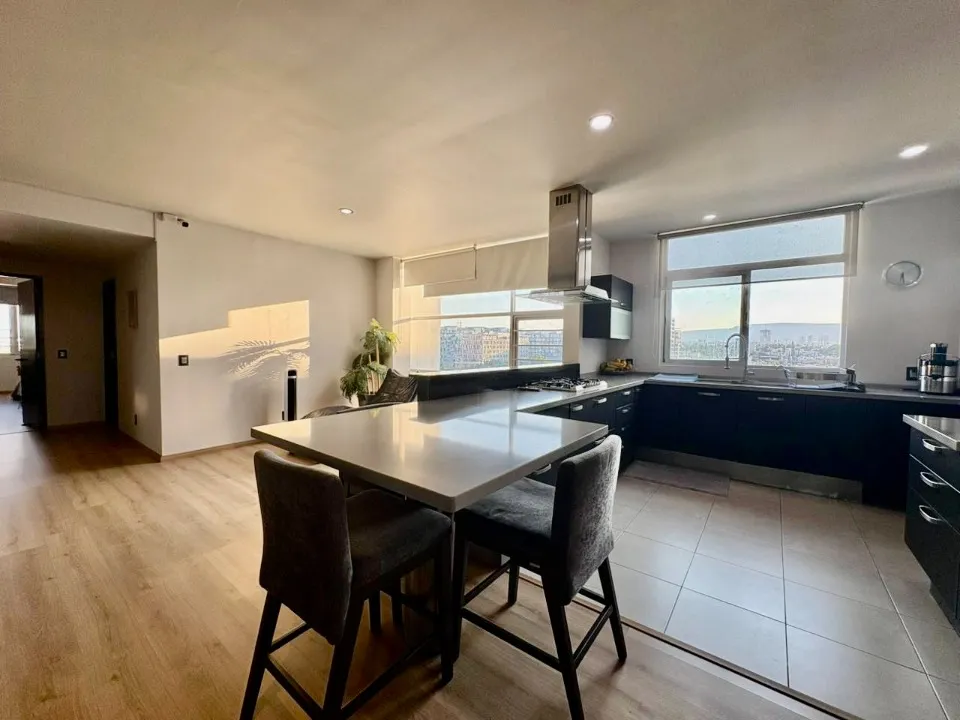 Foto 4 de Departamento en renta en Paseo Lomas Altas, Lomas del Valle, Zapopan