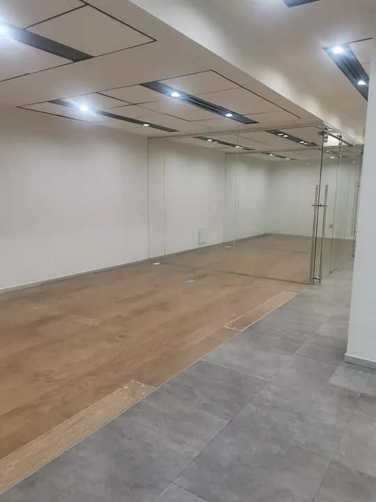 Foto 4 de Local comercial en renta en Av. Guadalupe Zapopan 292 m² Plaza Cibeles.